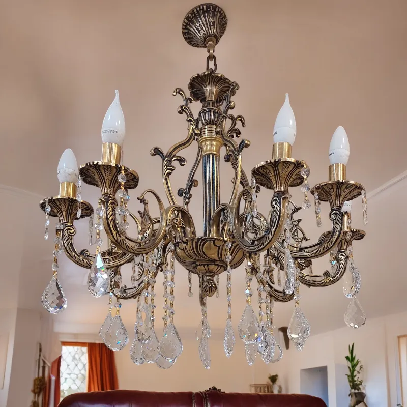 إخوان سرور الإضاءة الحديثة والديكور النجف الكريستال